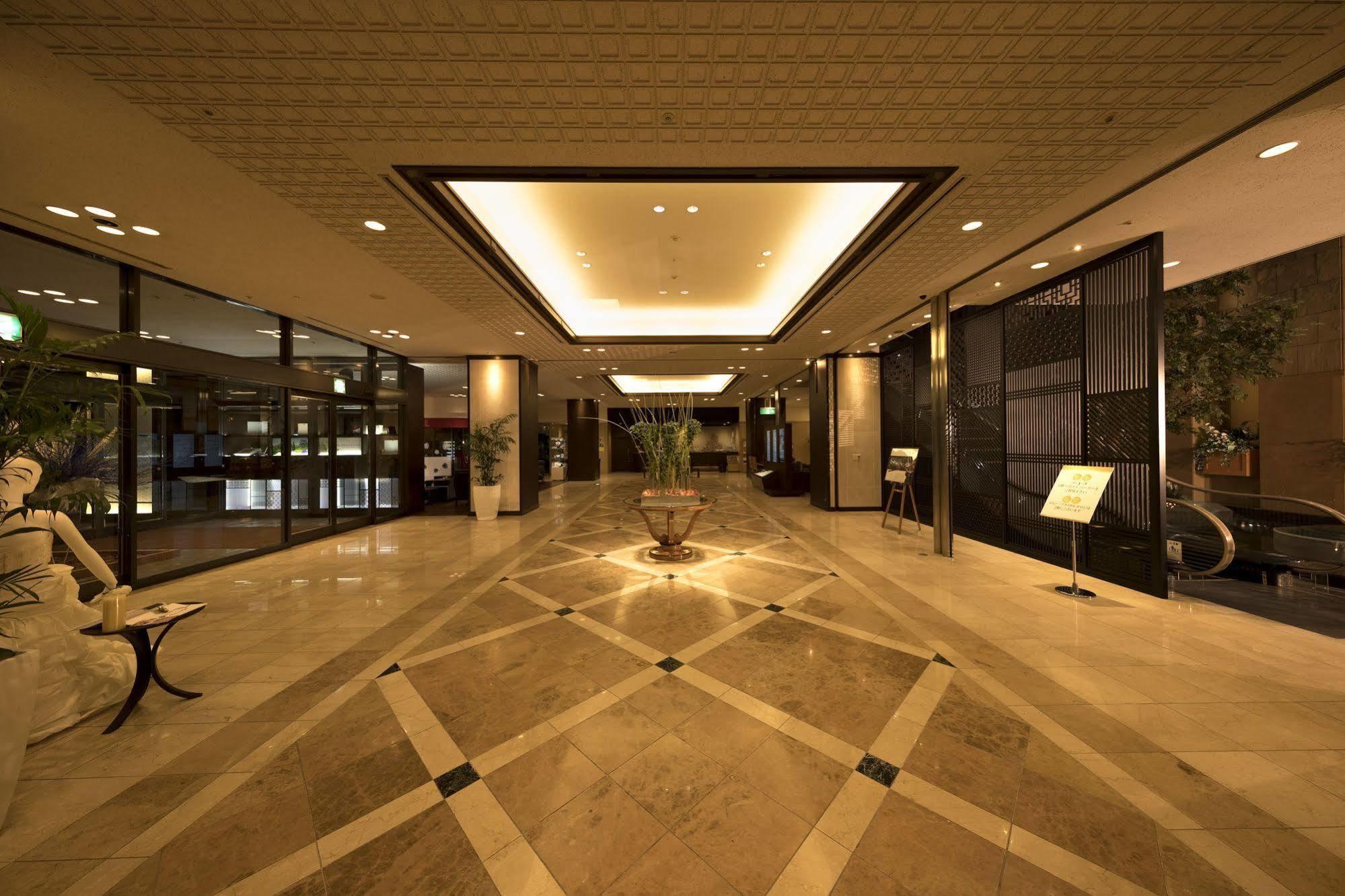 Kkr Hotel Kumamoto Eksteriør bilde